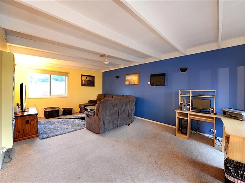 15 Stirling Street, Ferntree Gully VIC 3156