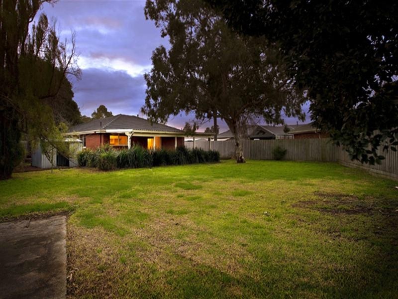 2 Ferntree Court, Ferntree Gully VIC 3156