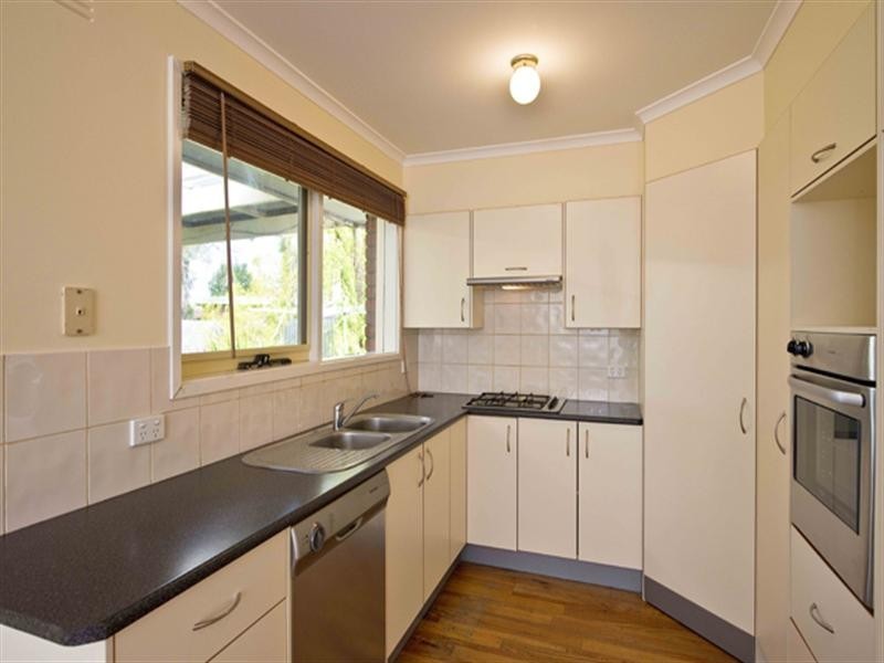 2 Ferntree Court, Ferntree Gully VIC 3156