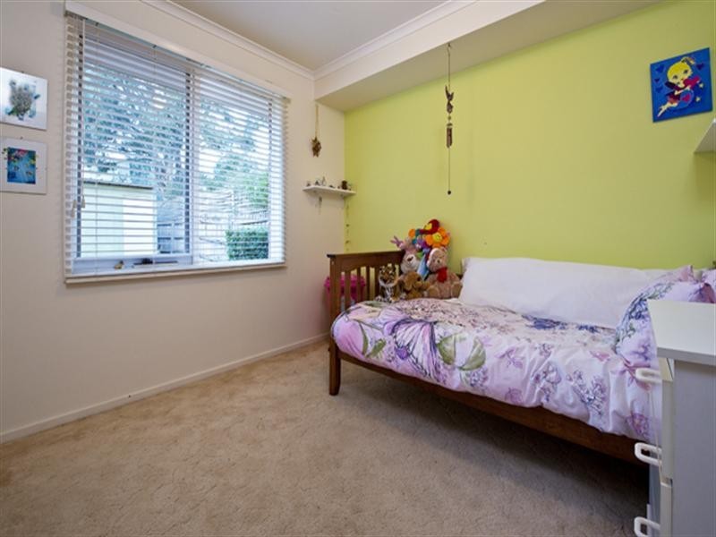 74 Lakesfield Drive, Lysterfield VIC 3156