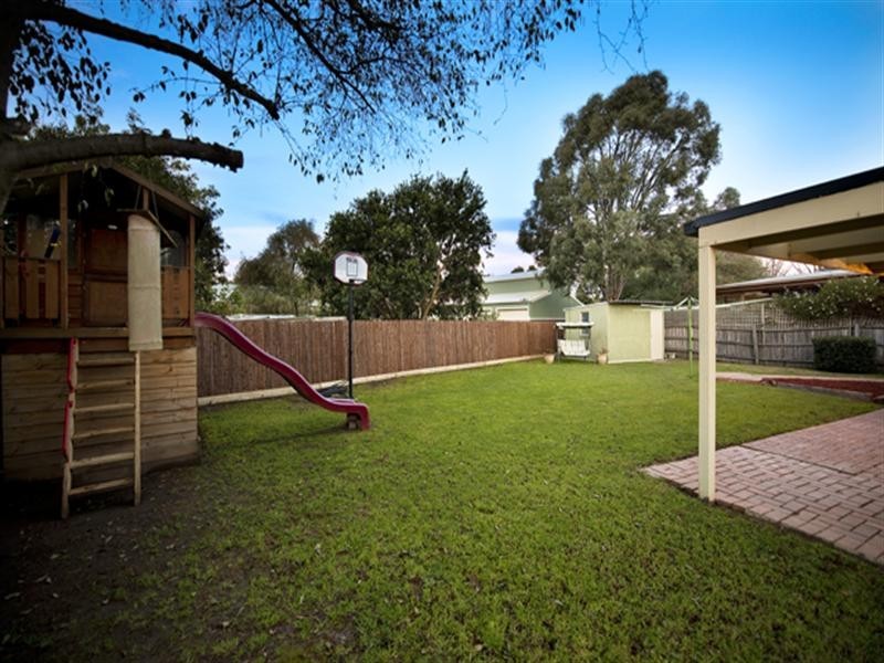74 Lakesfield Drive, Lysterfield VIC 3156