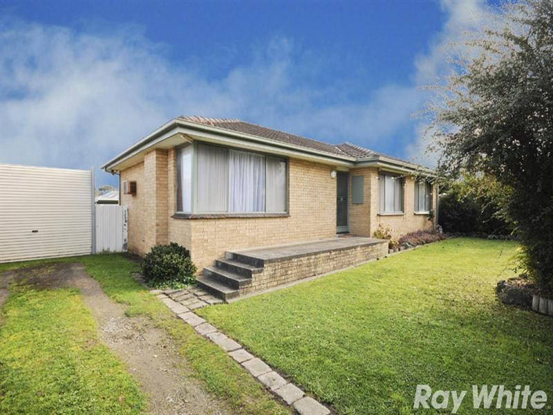 19 Latona Avenue, Knoxfield VIC 3180