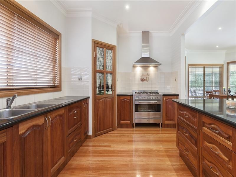 6 Callander Place, Lysterfield VIC 3156