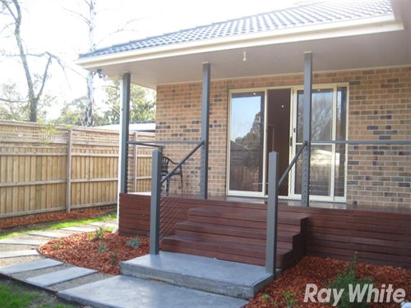 2/33 Lane Road, Ferntree Gully VIC 3156