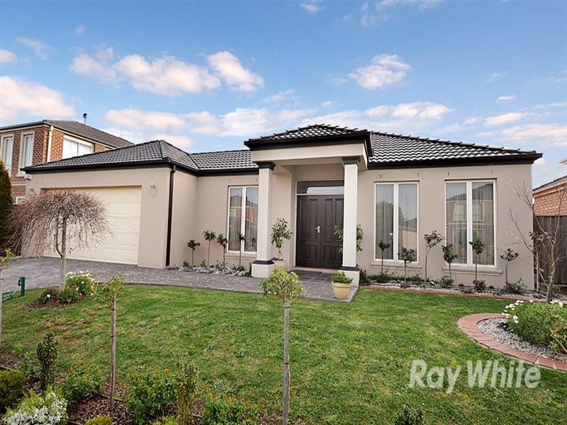 66 Langhorne Crescent, Rowville VIC 3178
