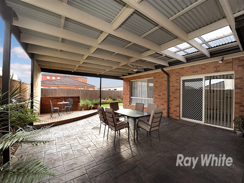 66 Langhorne Crescent, Rowville VIC 3178