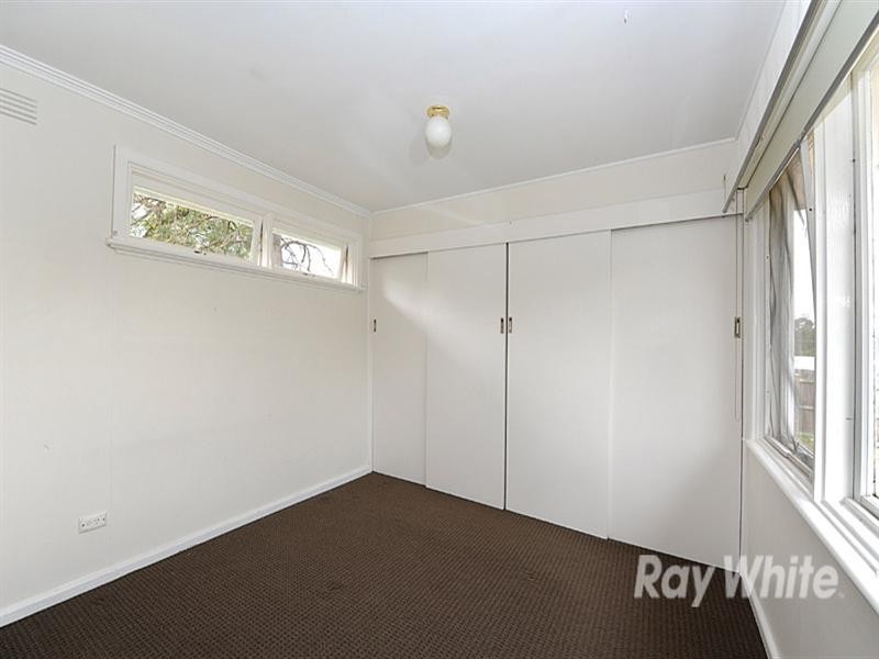 2/10 Warrabel Road, Ferntree Gully VIC 3156