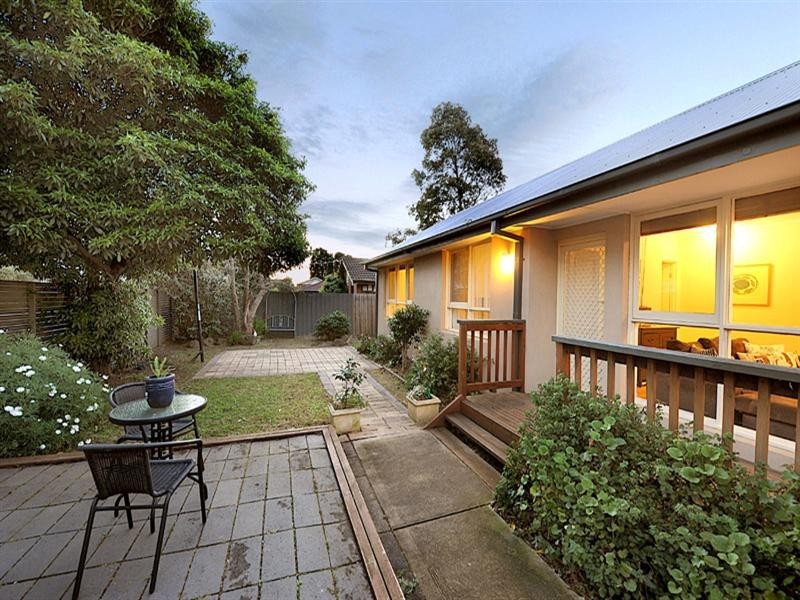 1/4 Kent Street, Knoxfield VIC 3180