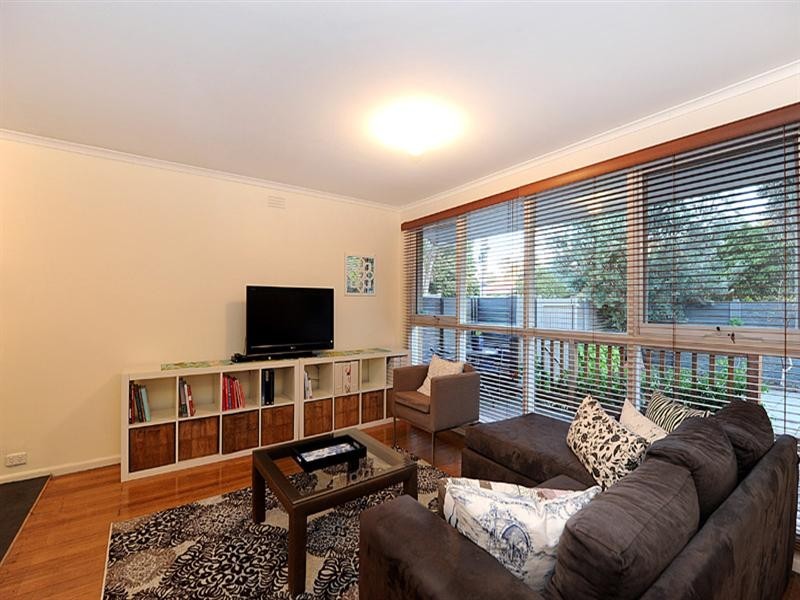 1/4 Kent Street, Knoxfield VIC 3180
