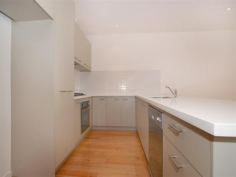 61 Lambeth Street, Kensington VIC 3031