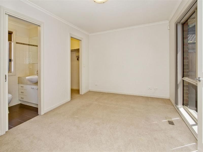 15 Second Avenue, Rowville VIC 3178