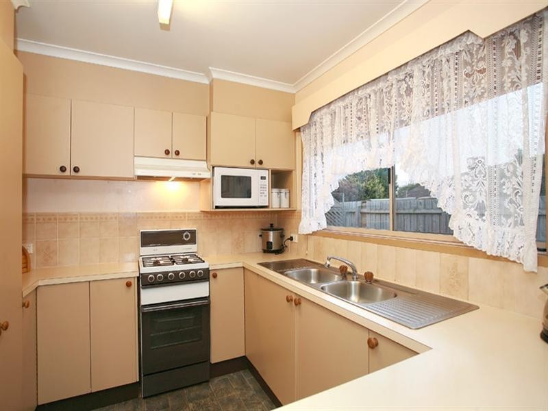 1 Lalbert Court, Lysterfield VIC 3156