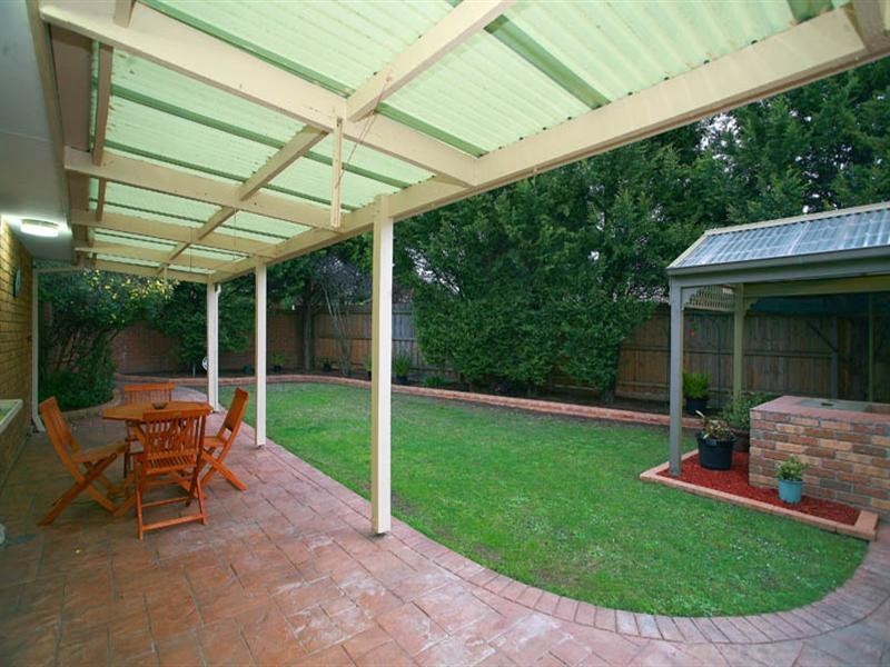 1 Lalbert Court, Lysterfield VIC 3156
