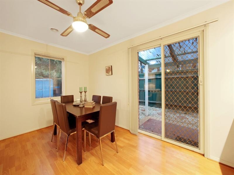 8 Manna Court, Ferntree Gully VIC 3156