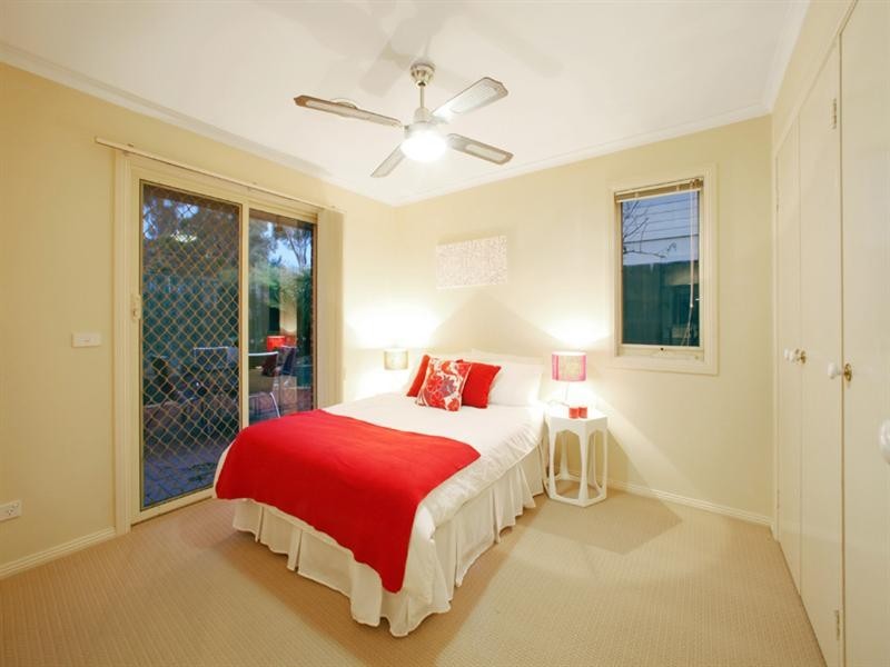 8 Manna Court, Ferntree Gully VIC 3156