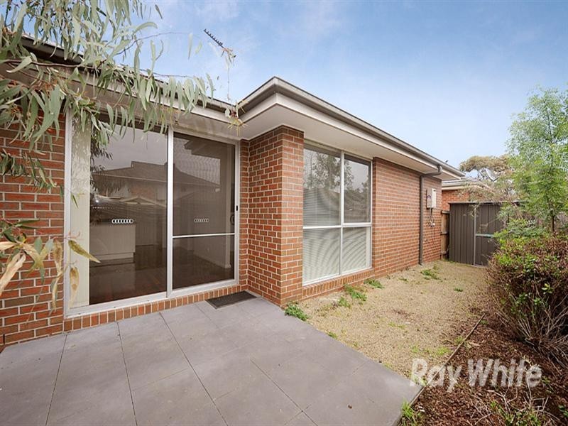 4/1399 High Street Road, Wantirna South VIC 3152