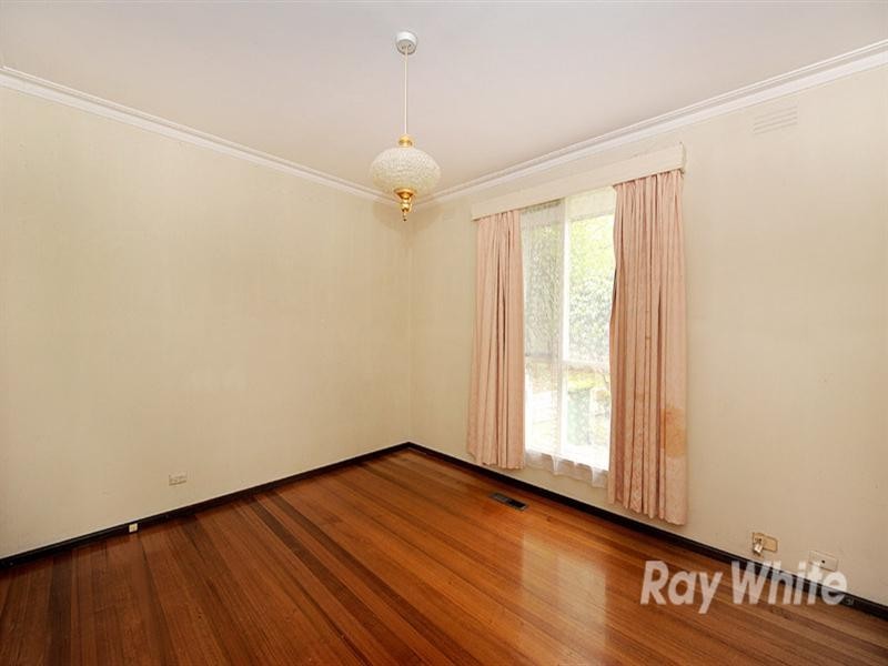 15 Kathryn Road, Knoxfield VIC 3180