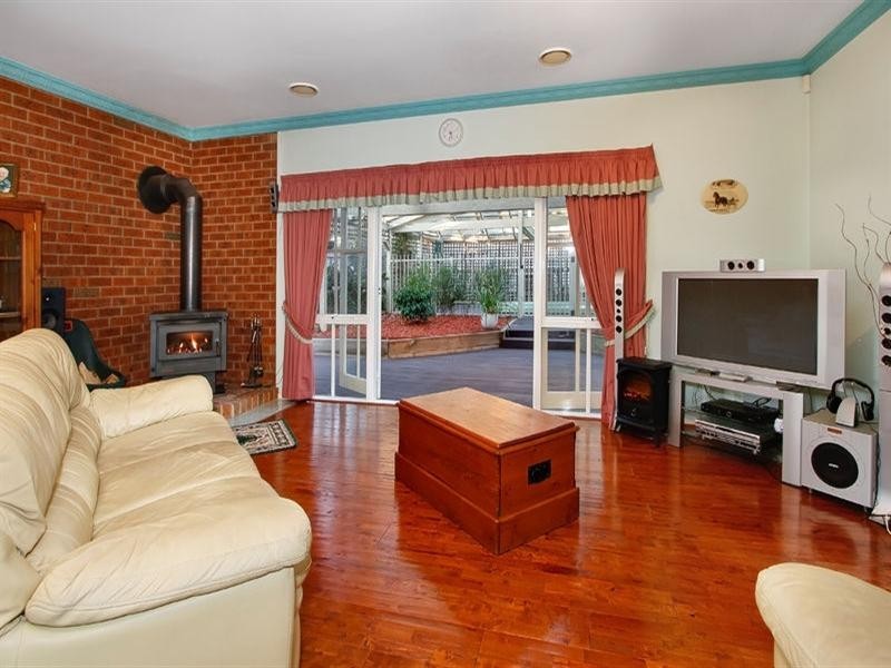 6 Cascam Court, Rowville VIC 3178