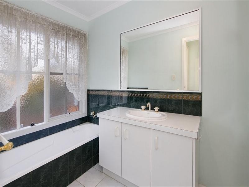 6 Cascam Court, Rowville VIC 3178