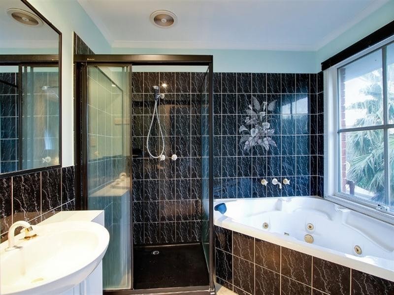 6 Cascam Court, Rowville VIC 3178