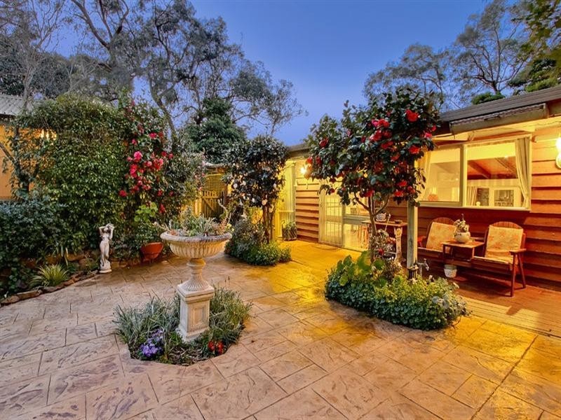 10 Highcliff Road, Upwey VIC 3158
