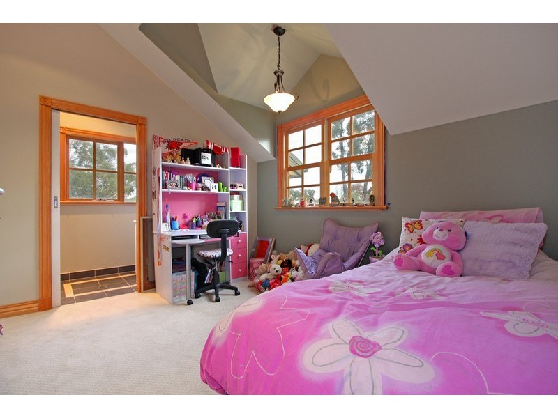 50 Morris Road, Upwey VIC 3158