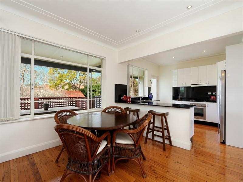 27 Cowan Road, St Ives NSW 2075