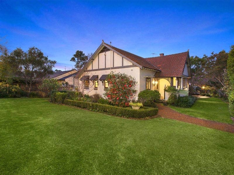 25 Challis Avenue, Turramurra NSW 2074