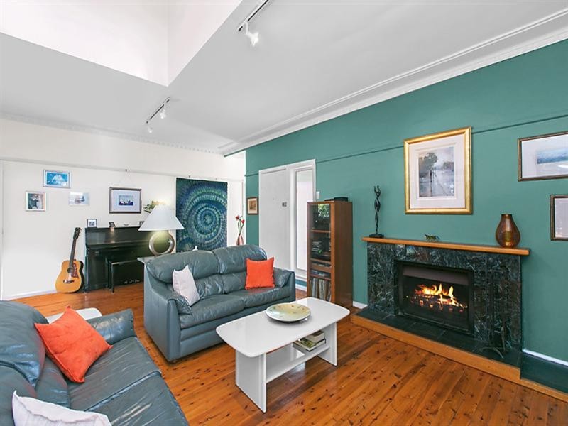 7 Rothwell Road, Turramurra NSW 2074