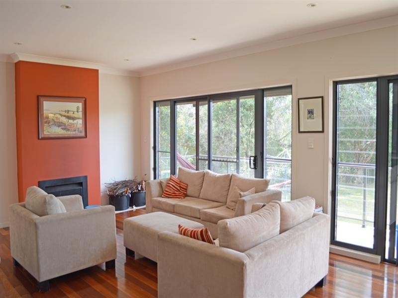 27 Howson Avenue, Turramurra NSW 2074