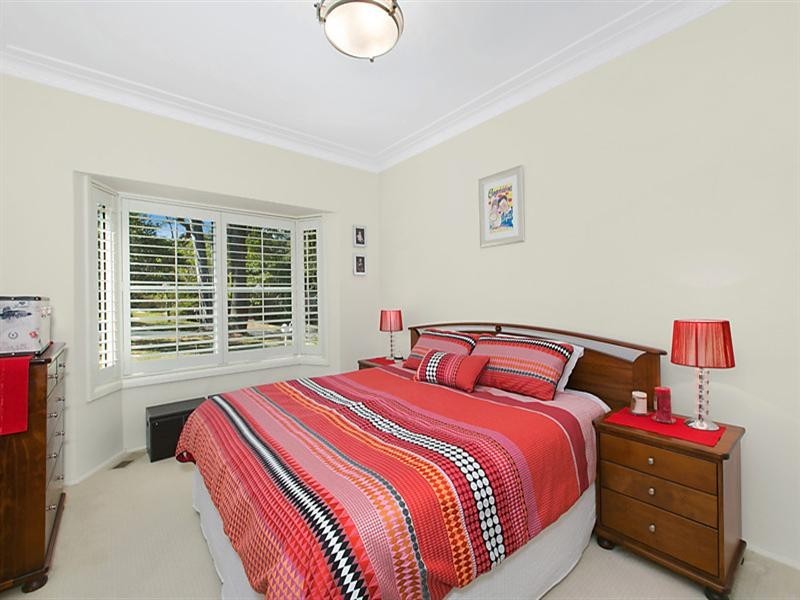 64 Catalpa Crescent, Turramurra NSW 2074