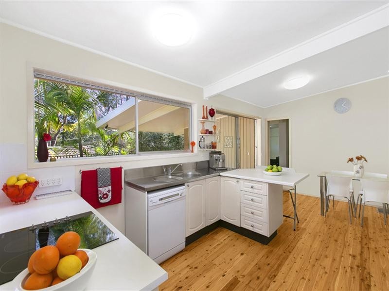 17 Parkinson Avenue, Turramurra NSW 2074