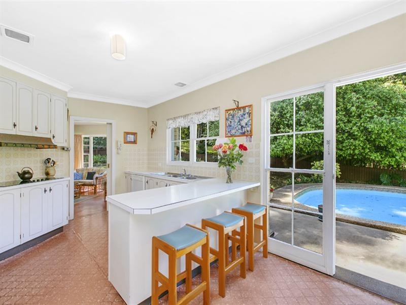 3 Michele Place, Turramurra NSW 2074