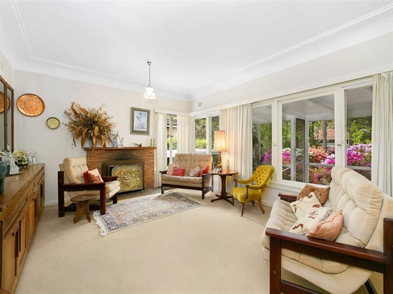 12 Banool Avenue, St Ives NSW 2075