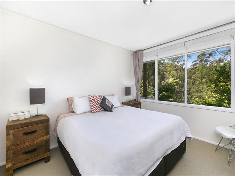 86 Campbell Drive, Wahroonga NSW 2076