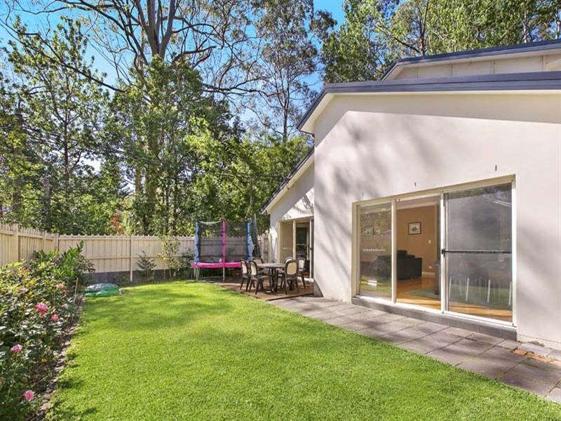 25 Wambool Street, Turramurra NSW 2074