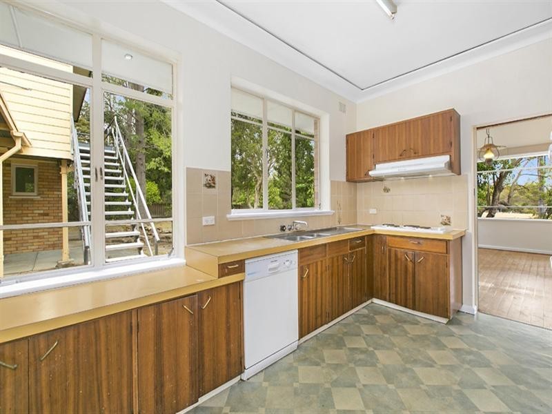 18 Auluba Road, Turramurra NSW 2074