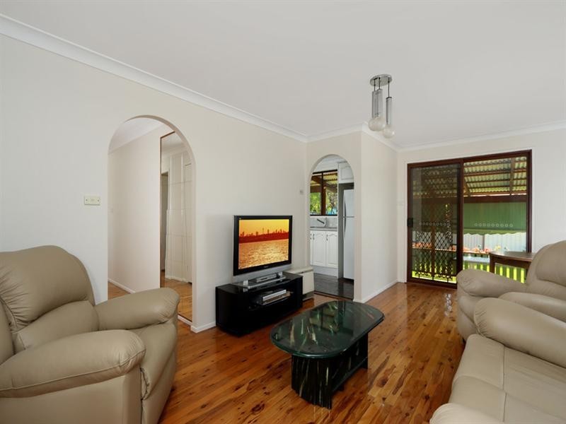 9 Miami Close, Greenfield Park NSW 2176