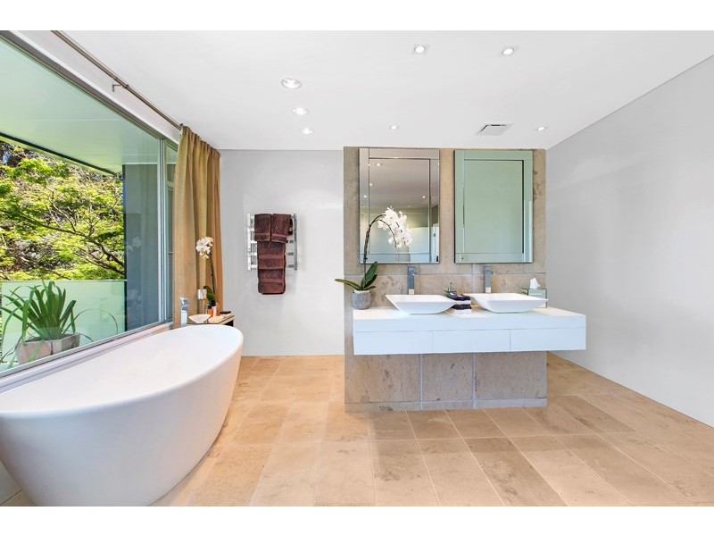 7 Barra Brui Crescent, St Ives NSW 2075