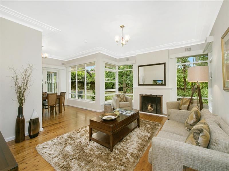 33 Evelyn Avenue, Turramurra NSW 2074