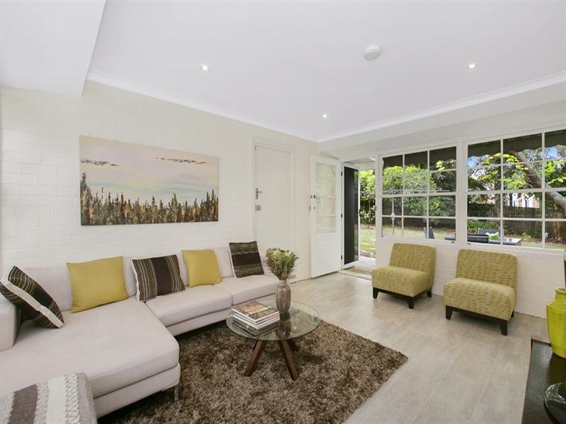 33 Evelyn Avenue, Turramurra NSW 2074