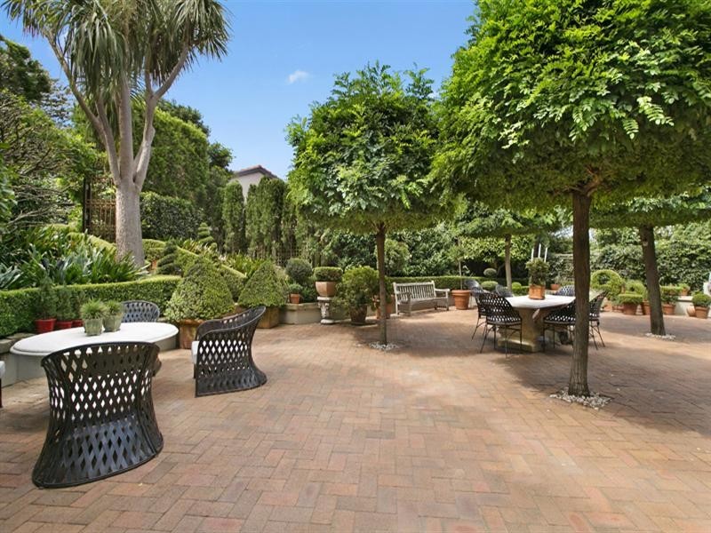 23 Chilton Parade, Warrawee NSW 2074