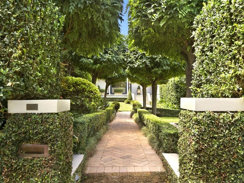 23 Chilton Parade, Warrawee NSW 2074