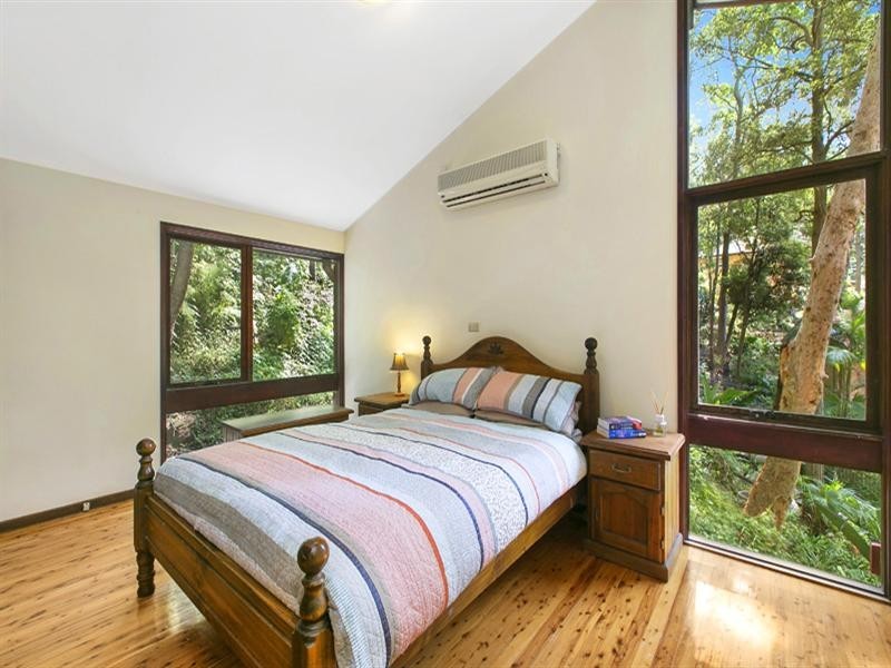 90 Campbell Drive, Wahroonga NSW 2076