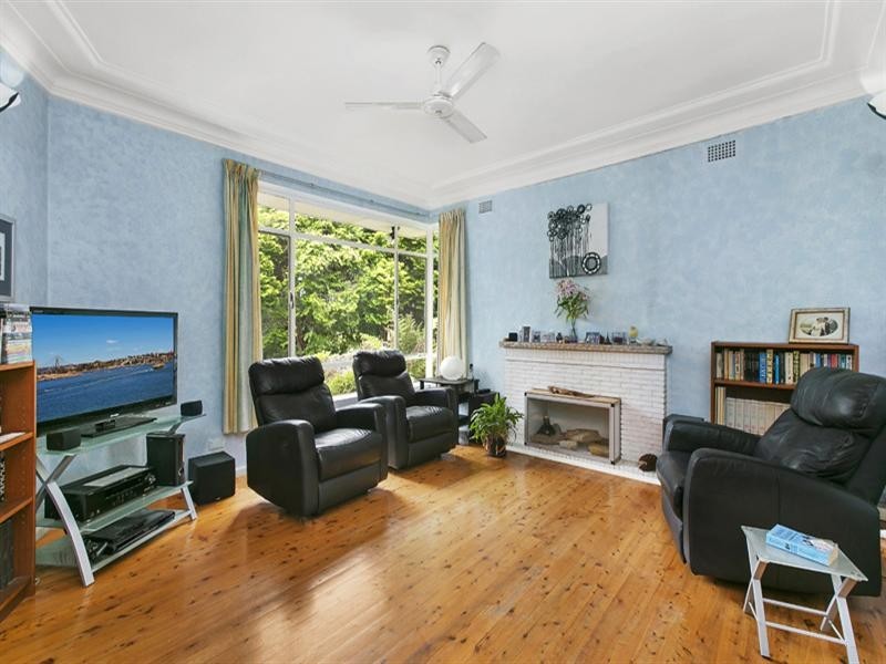 2 Coolabah Avenue, Turramurra NSW 2074