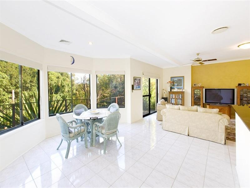 1 Lyrebird Place, St Ives NSW 2075