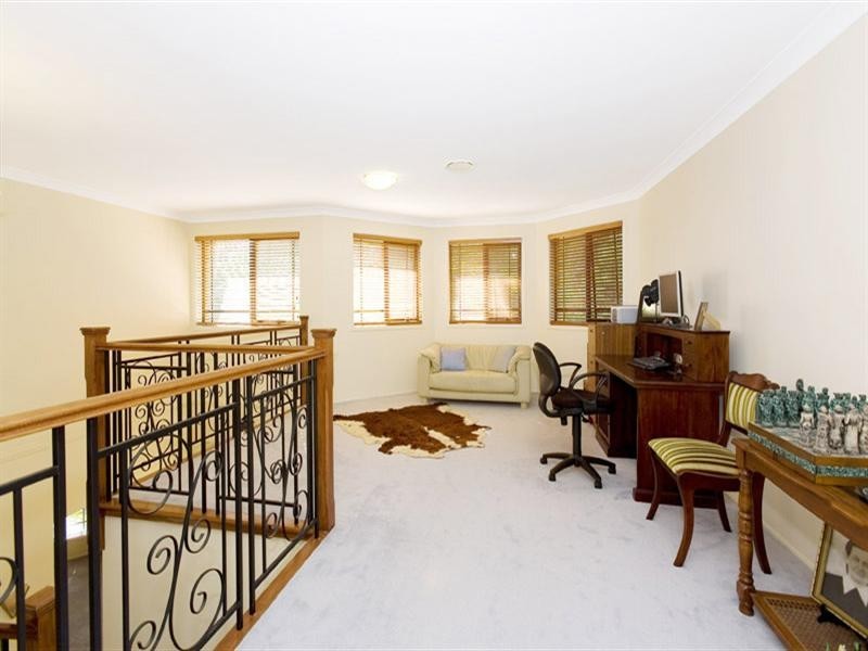 1 Lyrebird Place, St Ives NSW 2075