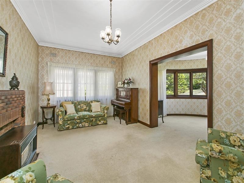 31 Warrangi Street, Turramurra NSW 2074