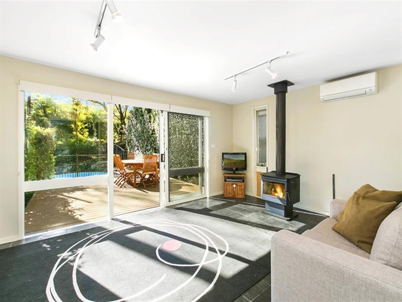 27 Kitchener Street, St Ives NSW 2075