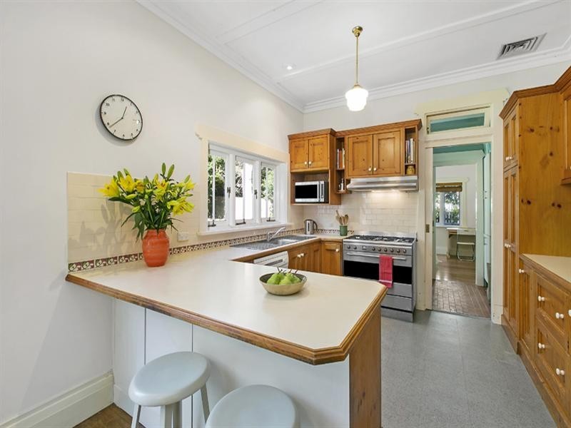 31 Katina Street, Turramurra NSW 2074